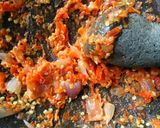 Foto langkah ke 2 dari resep Sambal Bawang Ala Bu Rudy Surabaya.