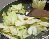 Foto langkah ke 3 dari resep Bekal Praktis Soon Goreng 🍱 #fooddeha.