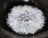 A picture of step 1 of Chilli vermicelli.