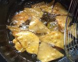 A picture of step 3 of Indian style simple Salsa nachos.