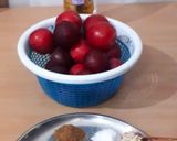 A picture of step 1 of Sweet & Tangy Plum Chautney.