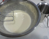 Foto del paso 5 de la receta: Bizcocho de mermelada de arándanos y manzana
