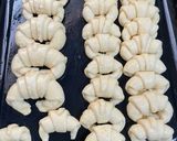 Foto del paso 5 de la receta: Medialunas de manteca