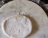 A picture of step 4 of Stuffed poatato kulcha.