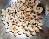 કાજુ મસાલા (Kaju Masala Recipe In Gujarati) રેસીપી સ્ટેપ2ફોટો