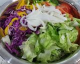 Hình bước làm 3 của món Salad trộn sốt mè rang (ăn chay được)
