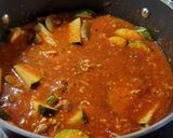 A picture of step 4 of Zucchini Tomato Italian Sausage Soup.