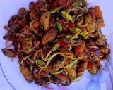 Foto langkah ke 4 dari resep Tumis kerang pete.