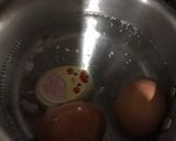Gambar langkah 2 resipi Roti Telur Rebus Goyang.