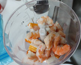 Foto del paso 1 de la receta: Ensaladilla de langostinos y cangrejo