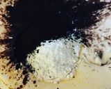 Une image de l'étape 1 de Deep black blueberry cookies.