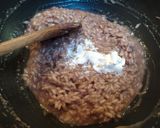 Foto del passaggio 6 della ricetta Risotto,castagne🌰e gherigli di noci rosse