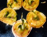 A picture of step 18 of Bread pinwheels with cheese.