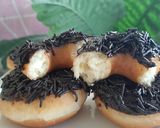 Foto langkah ke 9 dari resep Donat Maizena Super Empuk dan Montok.