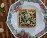 A picture of step 5 of Garlic and Cheese Bread Toast.