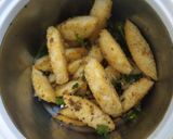 A picture of step 3 of Masala idli.