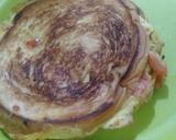 Foto langkah ke 10 dari resep Roti Tawar panggang Ala-ala Roti John.