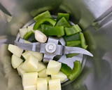 Foto del paso 1 de la receta: Arroz con champiñones/setas y pollo - Thermomix