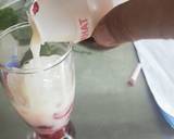 Cara Membuat Es Strawberry Yakult 4