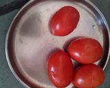 A picture of step 1 of Tomato shorba.
