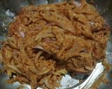 A picture of step 3 of Corn flour pakoda.