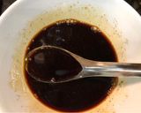 Hình bước làm 5 của món Gà xào rau củ với hạt điều