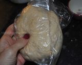 A picture of step 4 of Flat  Naan  Bread نان تافتون.