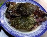 รูปขั้นตอนการทำที่ 1 ของ ปูม้าผัดน้ำพริกเผา