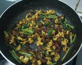 Foto langkah ke 5 dari resep Nasi Goreng jawa.