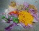 A picture of step 3 of Onion Paratha.