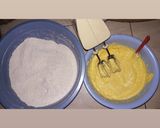 Foto langkah ke 2 dari resep Kue Kacang Blueband.