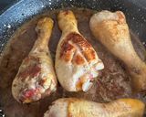 Foto del paso 8 de la receta Pollo a la mostaza y miel con patatas a las hierbas