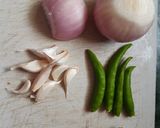 A picture of step 1 of Schezwan matar paneer corn masala.