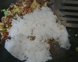 Foto langkah ke 4 dari resep Nasi Goreng Kampung Teri Tempe.