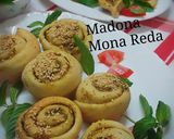 صورة لخطوة 1 من وصفة فطاير الزعتر 😋😋 بعجينه سهله وسريعه وبسيطه