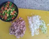 Foto del paso 1 de la receta: Arroz con verduras y chorizo