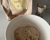 Foto del paso 2 de la receta: Hogaza de Espelta con Nueces, Pasas y Semillas
