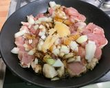 Une image de l'étape 9 de Poulet caramélisé au gingembre, champignons et carottes.