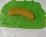 Foto langkah ke 3 dari resep Es Pisang Ijo Khas Makasar.