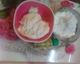 A picture of step 4 of Rose sandesh.