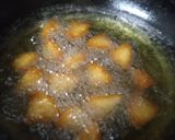 A picture of step 2 of Fried Idli Snack.