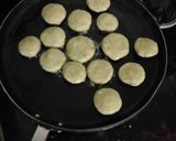 A picture of step 12 of Palak bytes with cheese falafal.