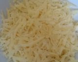 A picture of step 3 of Chicken pizza.