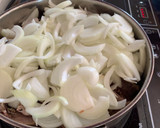Foto del paso 3 de la receta: Perdices rojas encebolladas