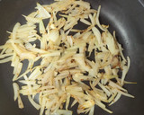 Foto del paso 1 de la receta: Merluza en salsa con perejil