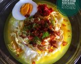 Foto langkah ke 3 dari resep Bubur ayam kuah kuning (bubur dari nasi sisa semalam).