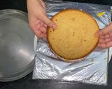 A picture of step 7 of Rose Mango Cake.