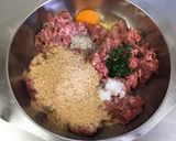 Foto langkah ke 1 dari resep Spaghetti Meat Balls.