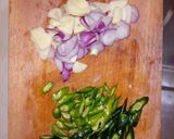 Foto langkah ke 4 dari resep Ikan tongkol cabe ijo simple.