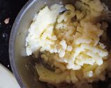 A picture of step 1 of Potato and semolina snacks.